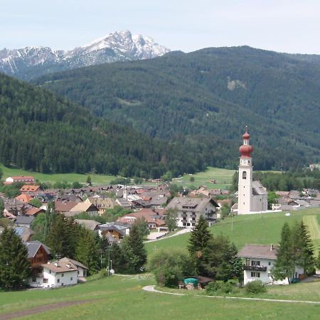 Haus Schmiedhofer Panzió Villabassa Kültér fotó